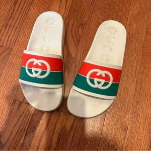 Authentic Gucci Men's Shoes Gucci Interlocking G Slide Sandals.